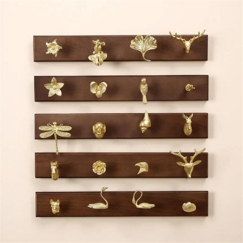 Wall Mount Row Hook Brass Anim - Zara Home Bathroom Accessories 评论和价格