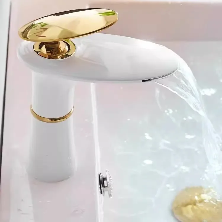 Waterfall Basin Faucet White G - Home Hardware Bathroom Sinks 评论和价格